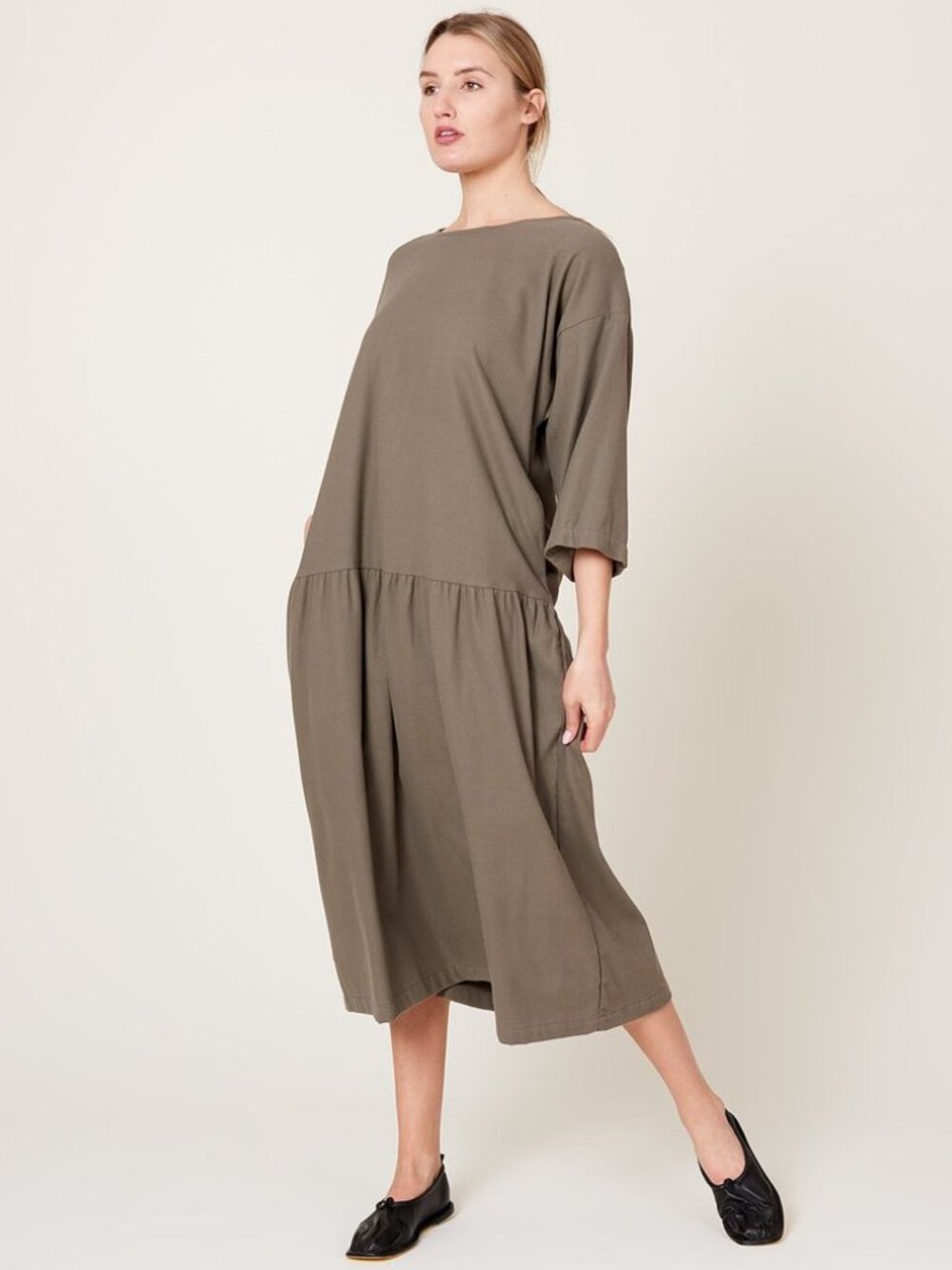 Black Crane Taupe Mud Easy Dress L